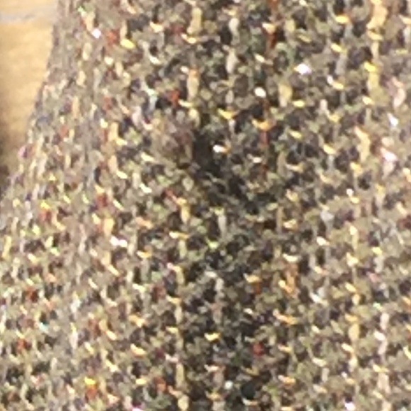 1970s Olive with gold thread tweed pleated midi skirt - Picture 4 of 5